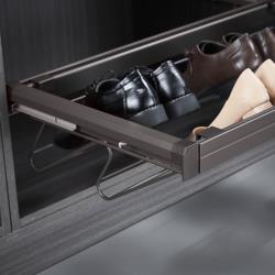 Выдвижная полка для обуви Unihopper в базу 600мм, с доводчиком, clip-on, Moka 