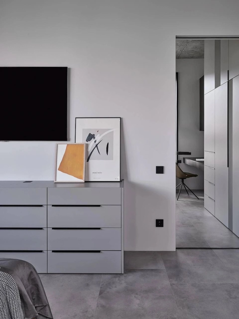 MINIMAL