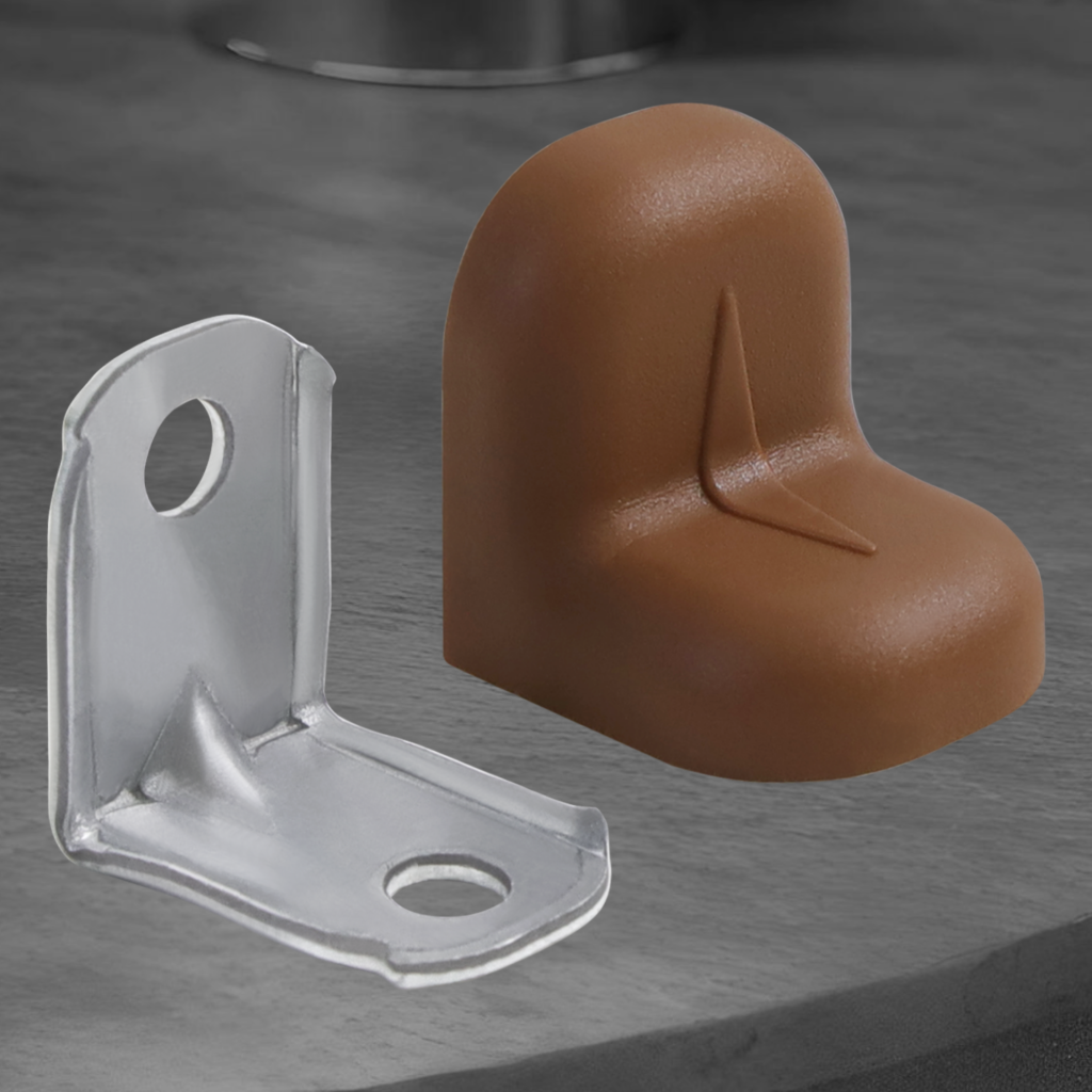 фото Уголок крепежный с пластиковой крышкой, ясень