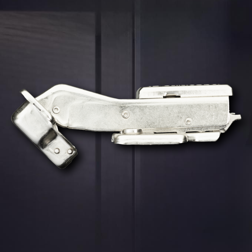 фото Угловая 45° 3D петля UNIHOPPER SETTON с доводчиком, 45мм, с декоративной накладкой