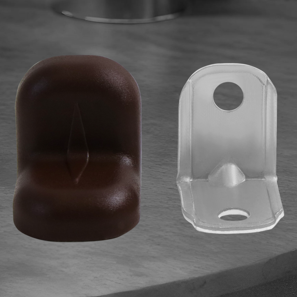 фото Уголок крепежный с пластиковой крышкой, венге