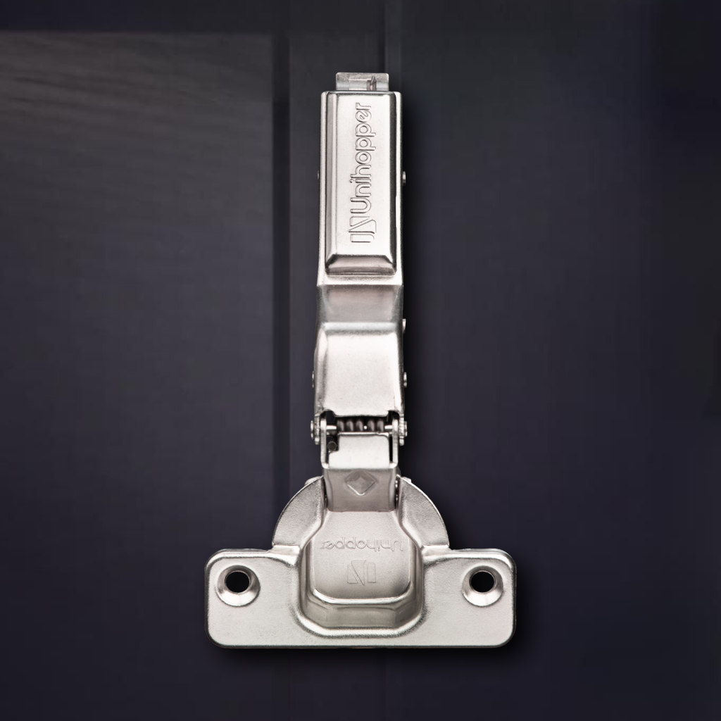 фото Угловая 30° 3D петля UNIHOPPER SETTON с доводчиком, 48 мм, с декоративной накладкой