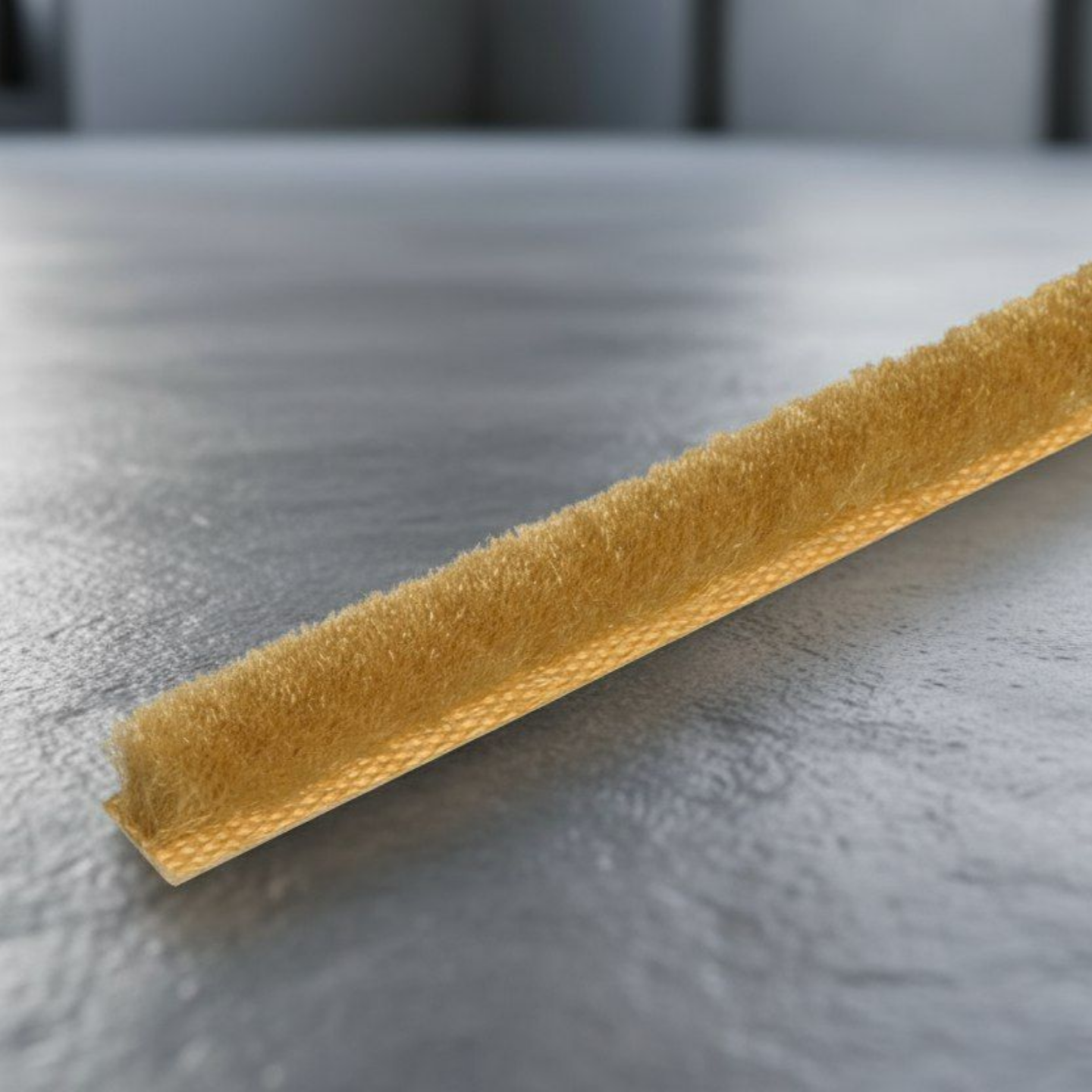 фото Щетка самоклеющаяся золото 7х6мм моноколор 4Р