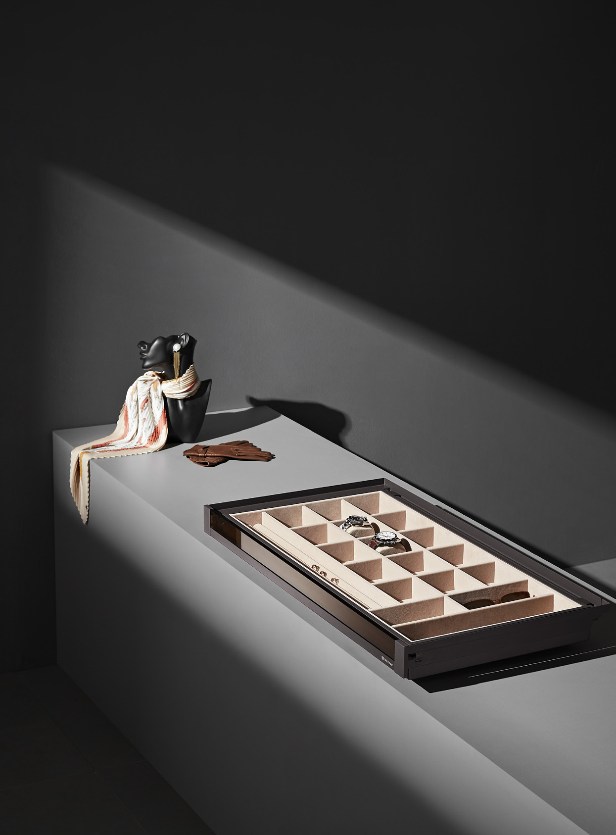 UNIHOPPER GLASS NAKA