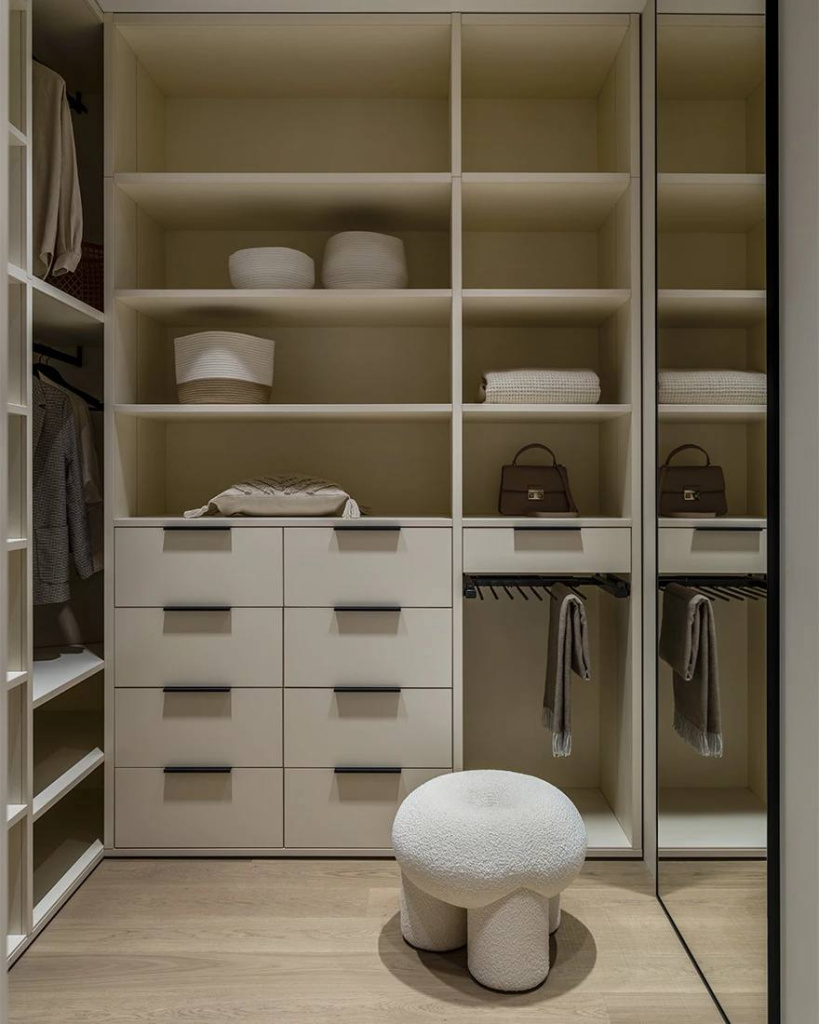 MINIMAL