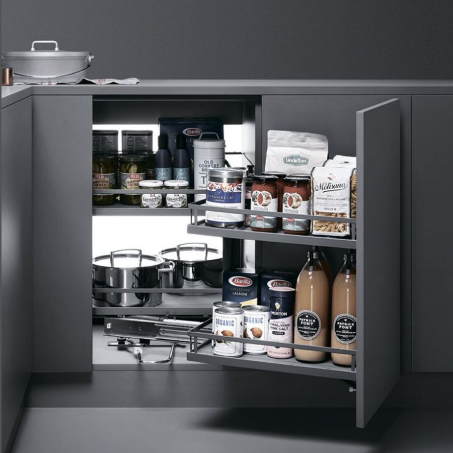 фото Волшебный уголок UNIHOPPER NANO правый с доводчиком, в базу 900 мм, с противоскользящим покрытием