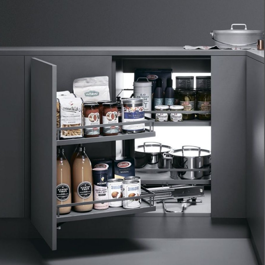 фото Волшебный уголок UNIHOPPER NANO левый с доводчиком, в базу 900 мм, с противоскользящим покрытием