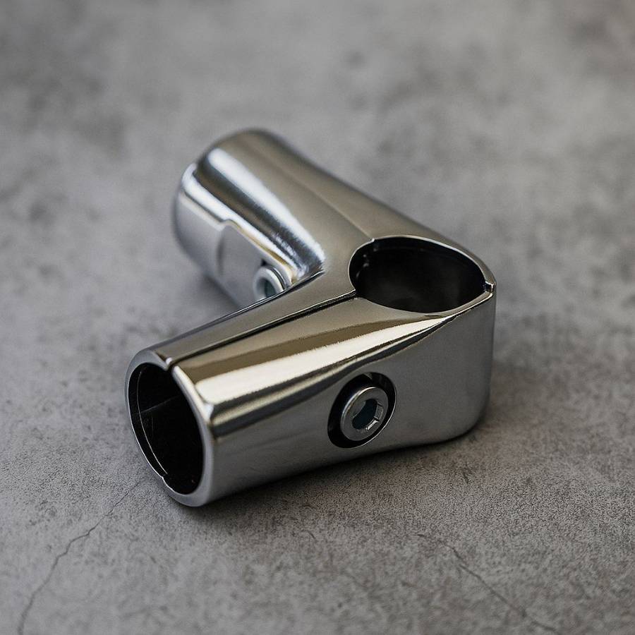 фото Соединение угловое для 3 труб УНО 04, хром, гальваника