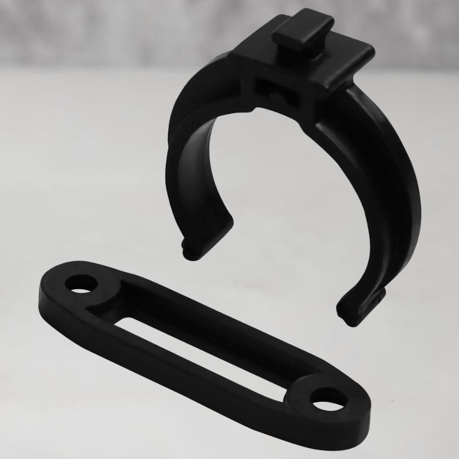 фото Клипса универсальная черная (для кухонной опоры под саморез)