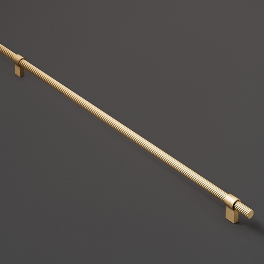 фото Ручка-скоба АСТРЕЯ, 960 мм, золото браш